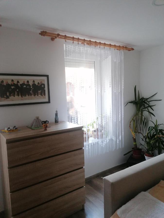 Ujkapu Sunshine Apartments Győr Kültér fotó
