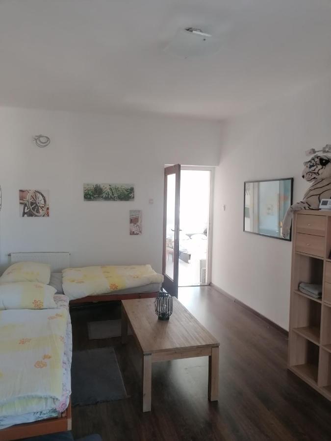 Ujkapu Sunshine Apartments Győr Kültér fotó
